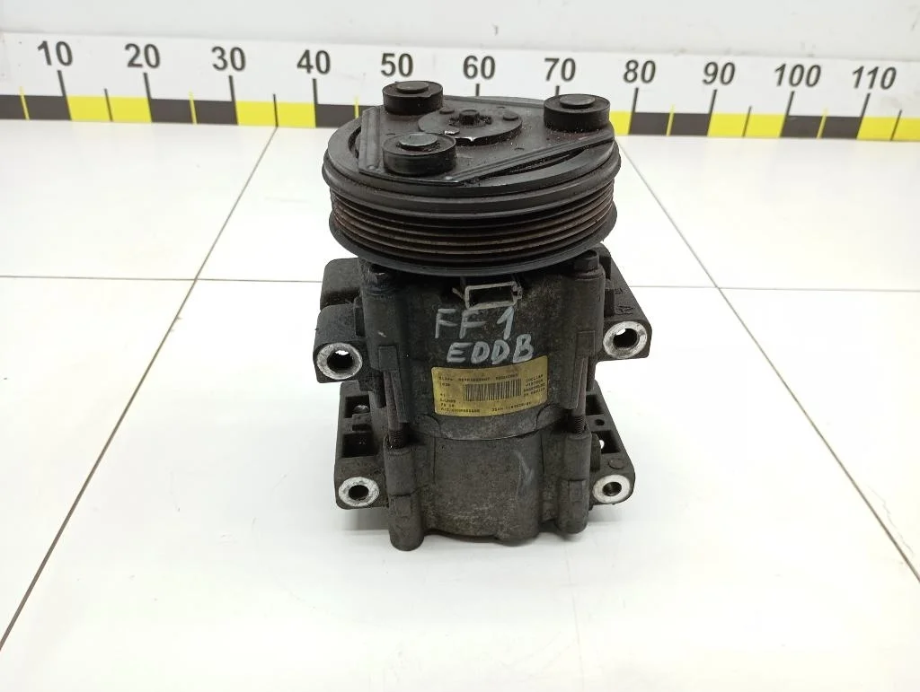 Компрессор кондиционера Ford Focus 1