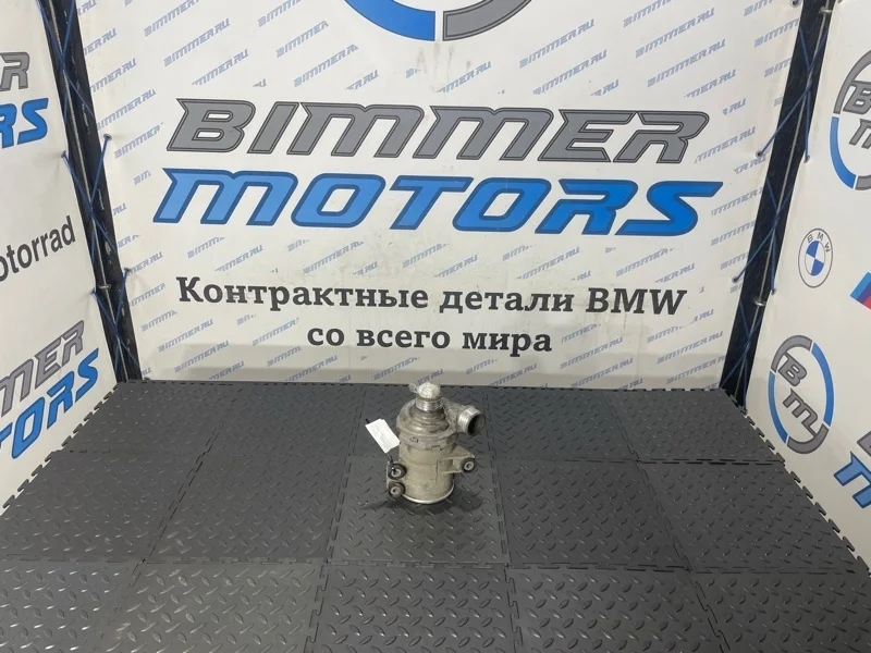 Помпа BMW F30