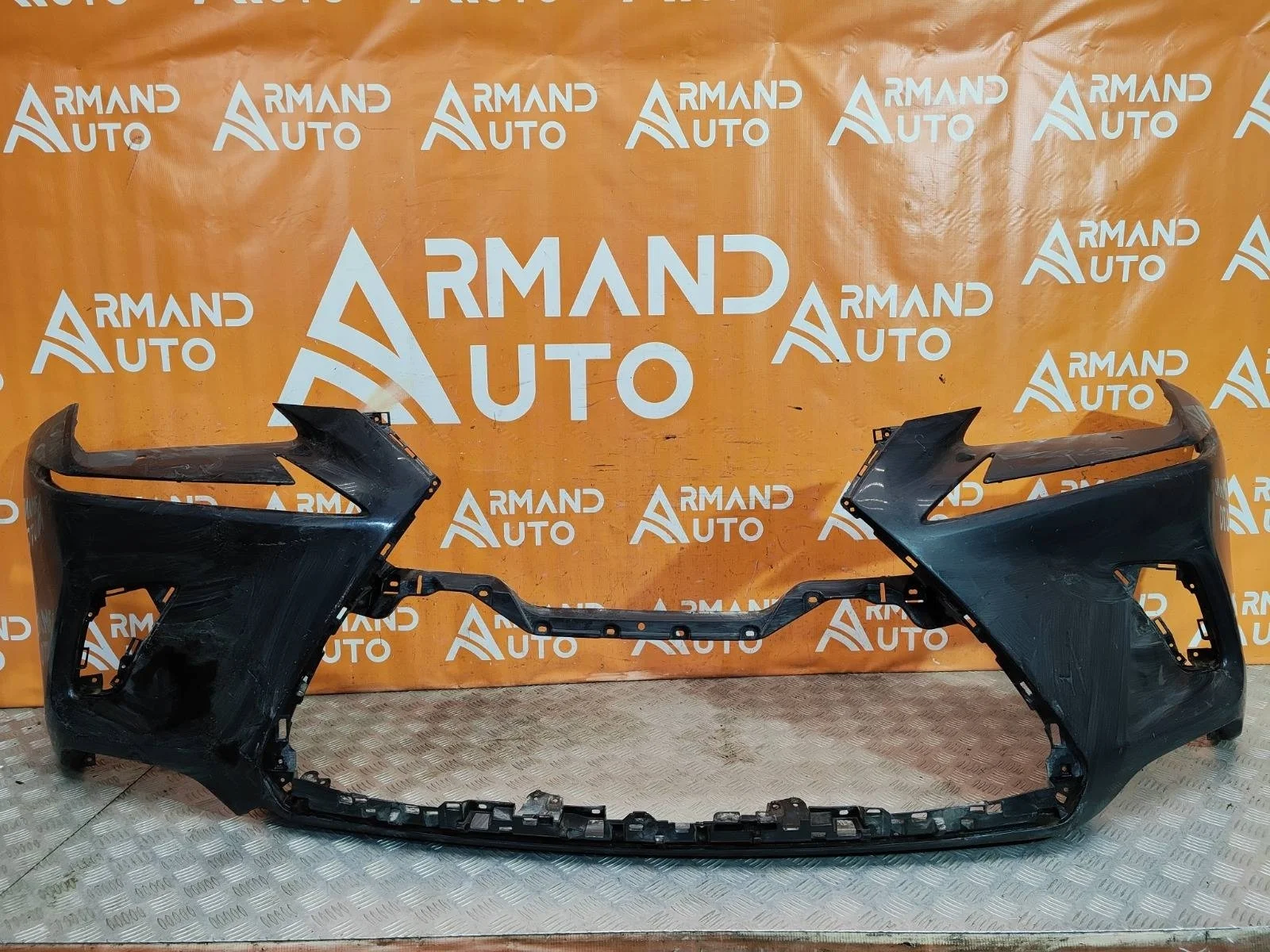 Бампер Lexus NX 2017-2021