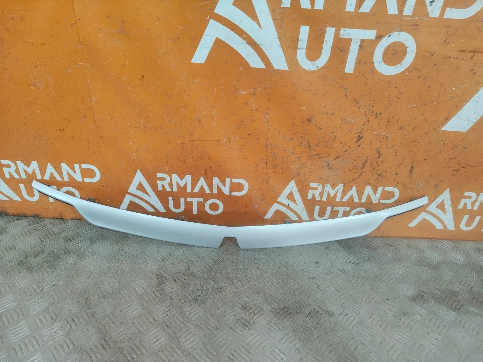 Накладка решетки радиатора верхняя Mitsubishi Pajero Sport 2015-2021 3