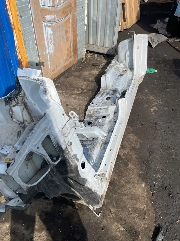 Кузовной элемент LEXUS LX570 2018 6131260220 URJ202 3UR-FE 5.7, левый