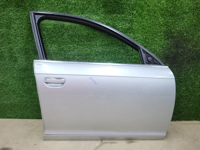 Дверь Audi A6 2007 4F0831052F 4F5 AUK, передняя правая