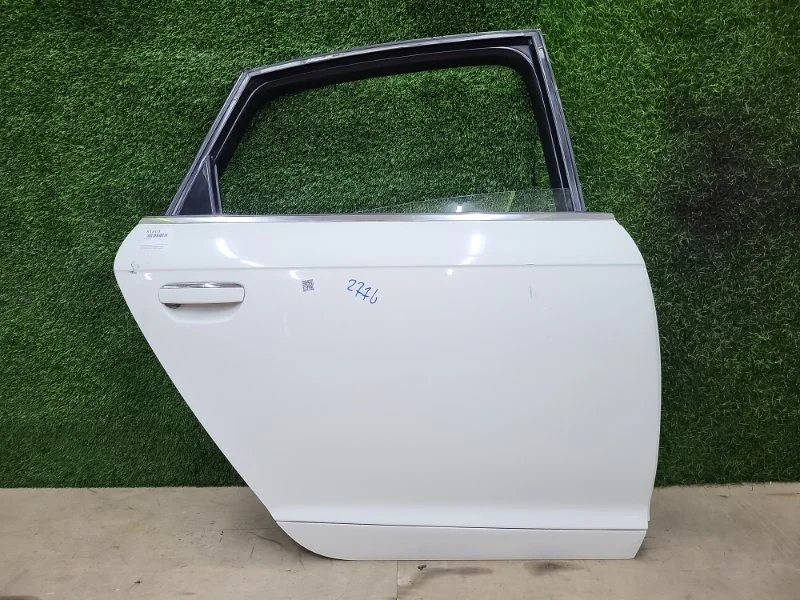 Дверь Audi A6 2005 4F0833052G 4F2 AUK 3.2, задняя правая