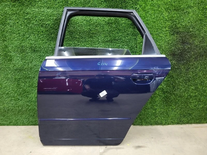 Дверь Audi A4 2006 8E0833051J 8ED ALT, задняя левая