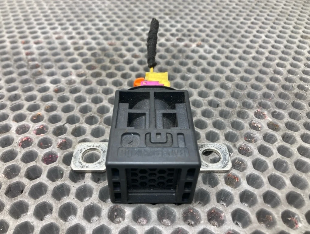 Пиропатрон Audi A6 2006 C6