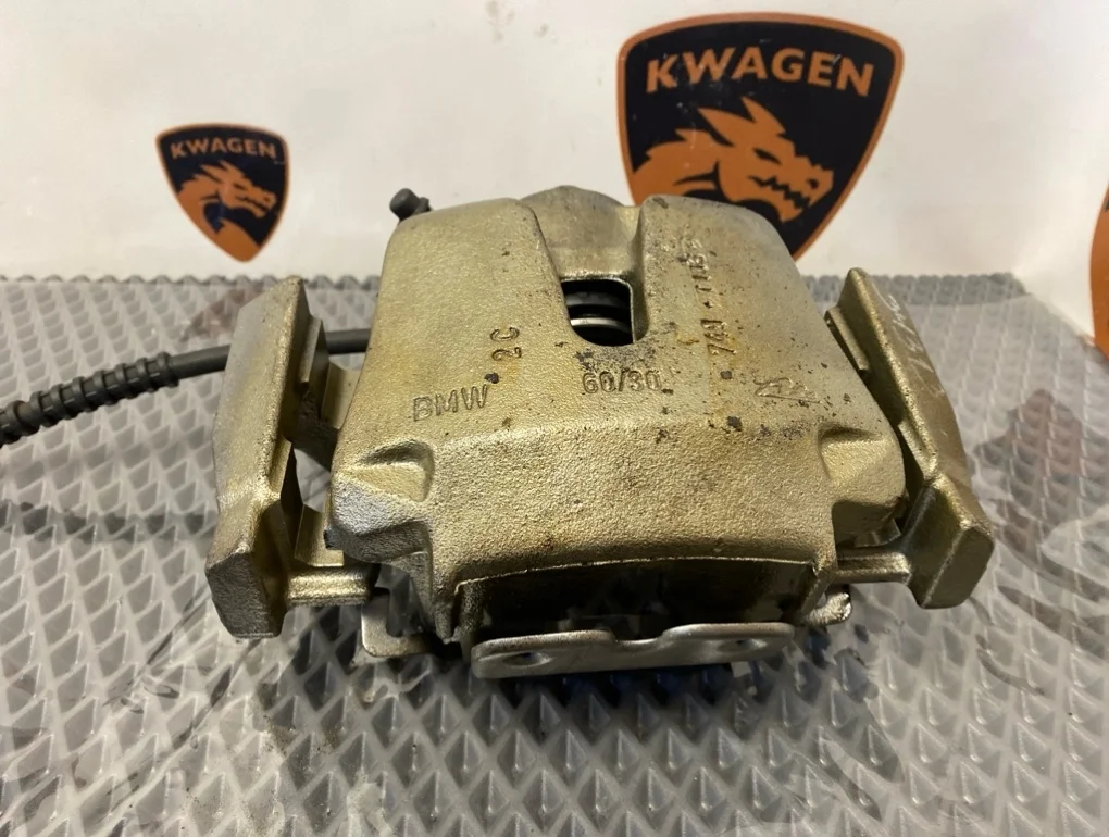 Суппорт тормозной BMW X5 2013 F15