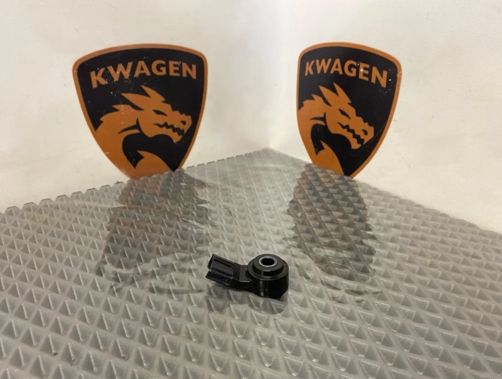 Датчик детонации Toyota Highlander 2008 XU40