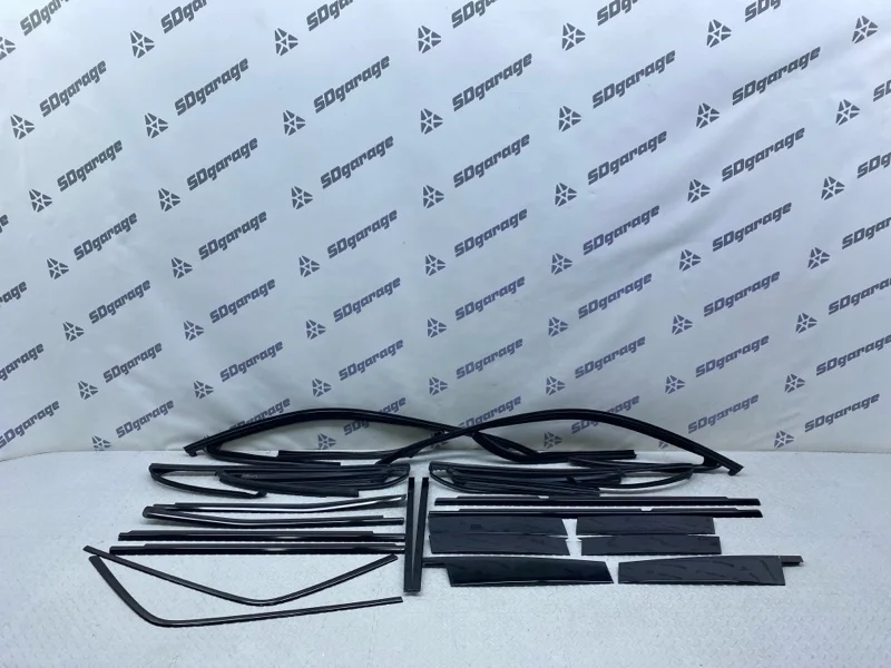 Комплект молдингов Night Package Mercedes-Benz GLS 2017 A1667253100 W166 642826