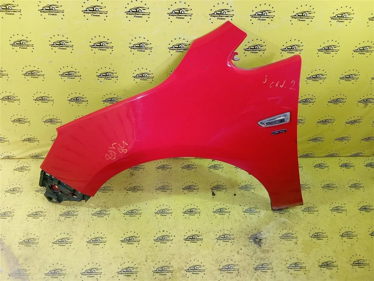 Крыло Opel Astra 13390003 J, переднее левое