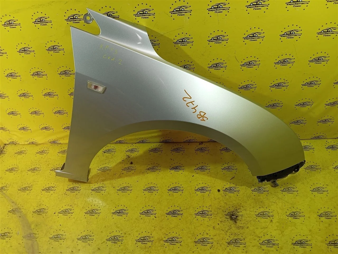 Крыло Chevrolet Cruze 94560510 J300, переднее правое