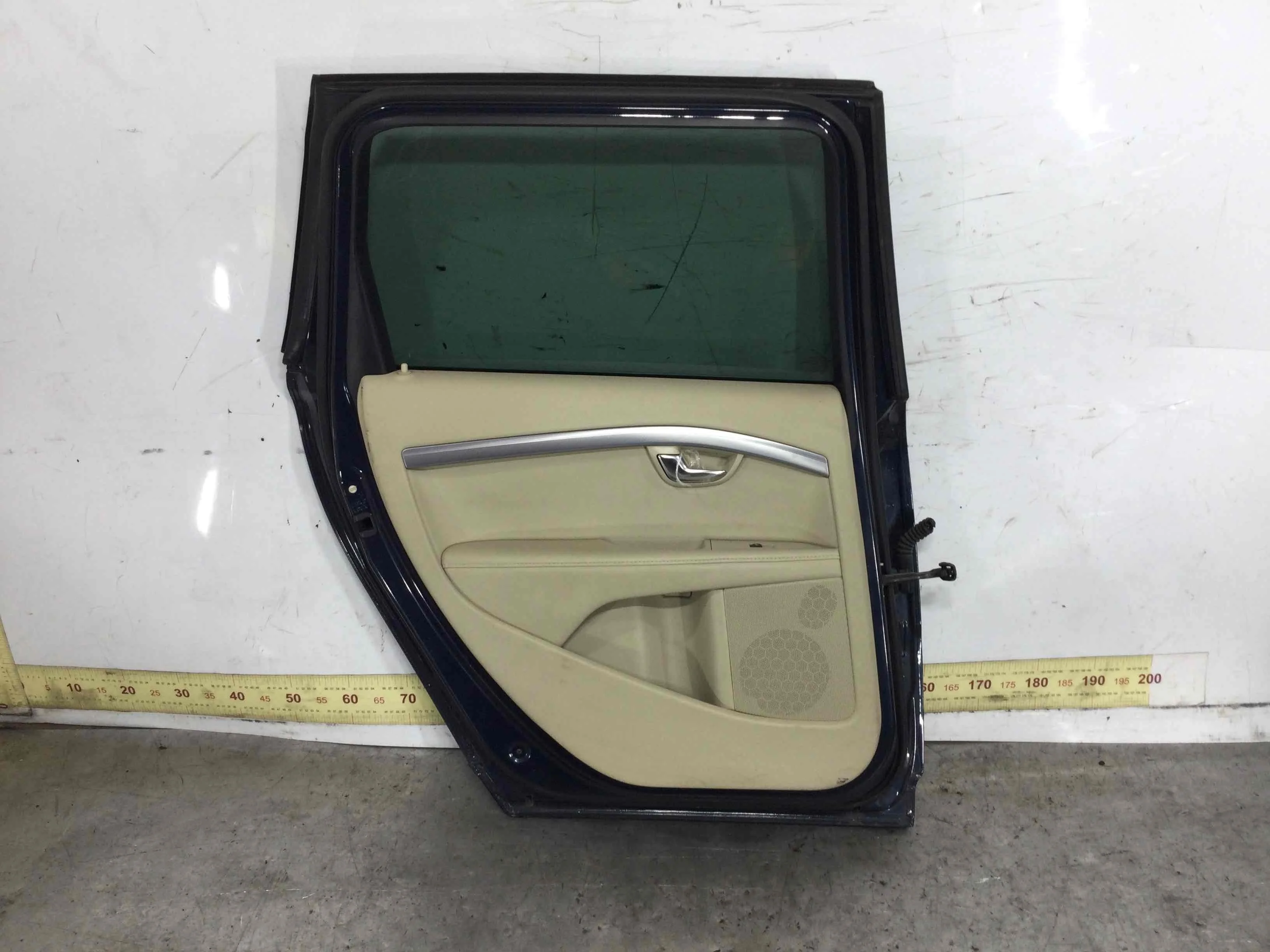 Дверь задняя левая Volvo V70 3 поколение (рестайлинг) (2013-2026) дизель 2.0 TD Автомат