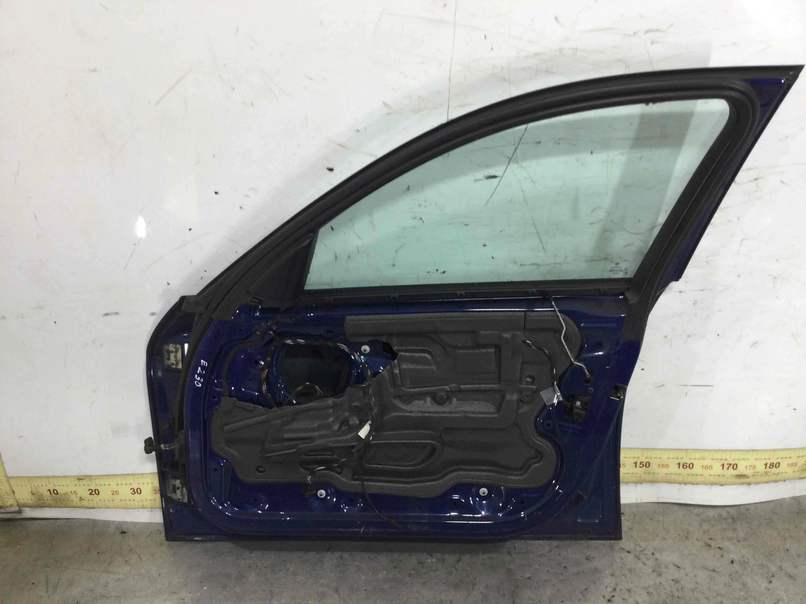 Дверь передняя правая BMW 3-Series 3-Series E90/E91/E92/E93 2005 - 2010 бензин 2.0 i Механика Универсал