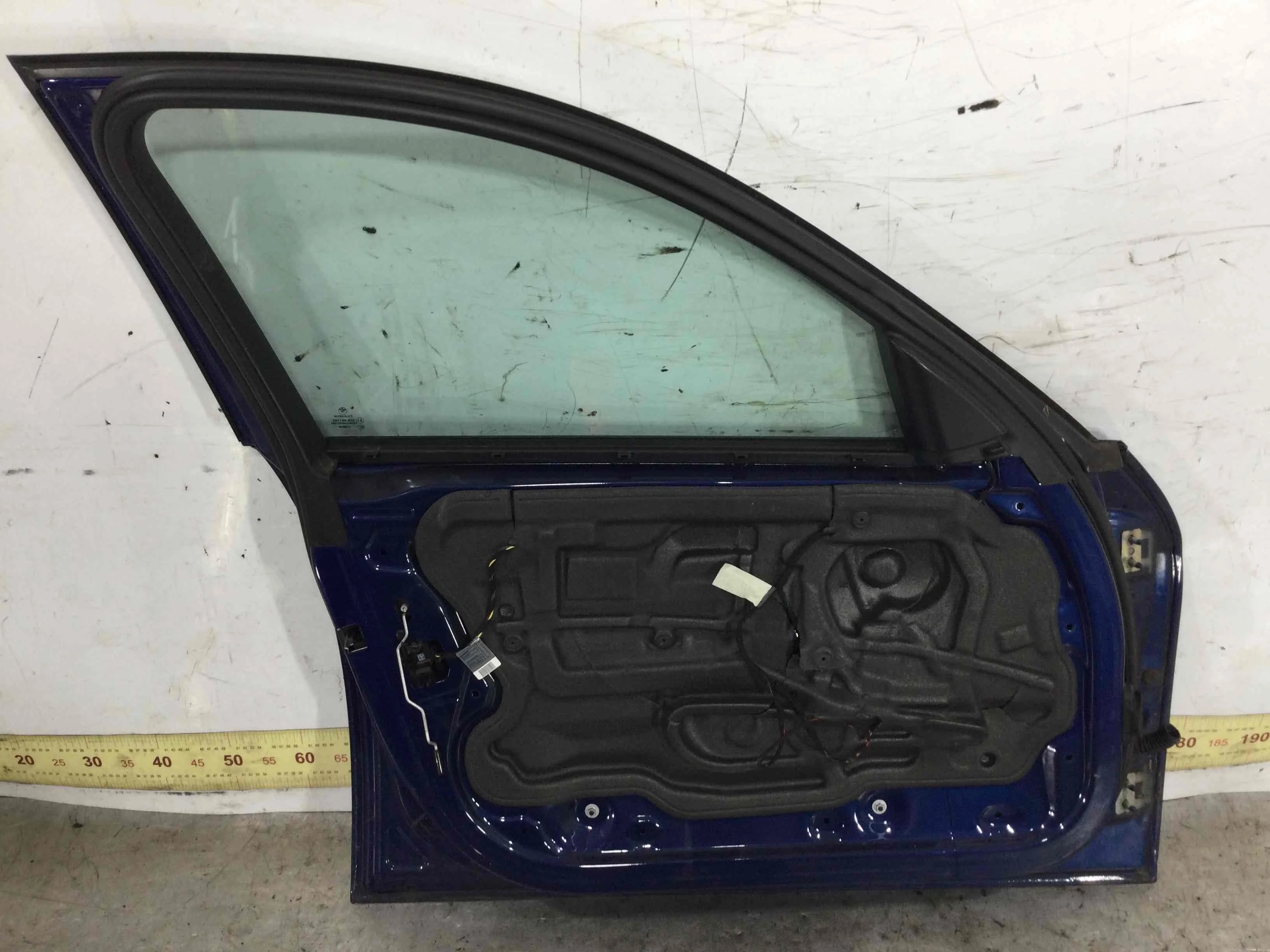 Дверь передняя левая BMW 3-Series 3-Series E90/E91/E92/E93 2005 - 2010 бензин 2.0 i Механика Универсал