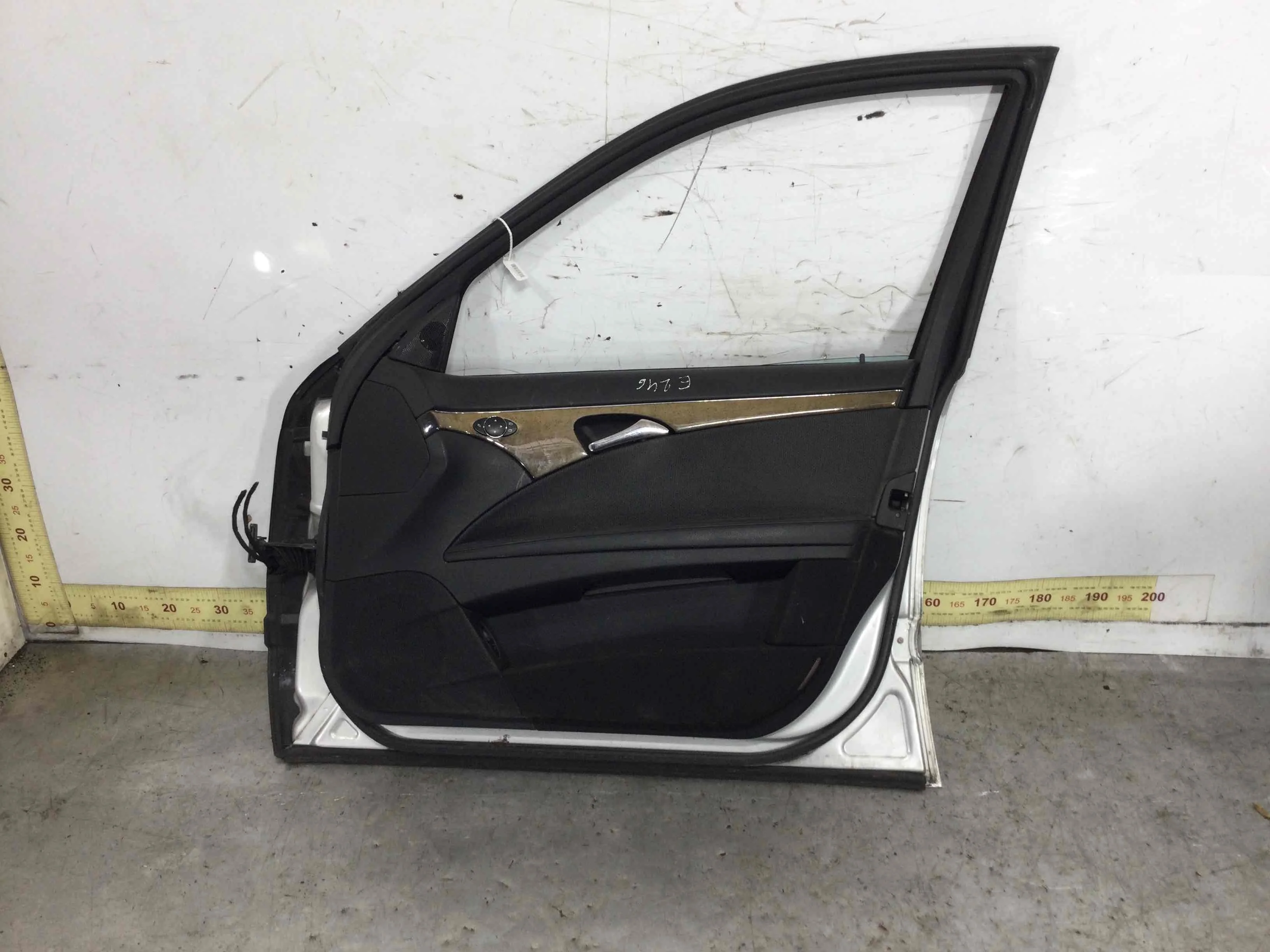 Дверь передняя правая Mercedes E-klasse E-klasse (W211) 2002 - 2009 дизель 2.2 CDI Автомат Седан