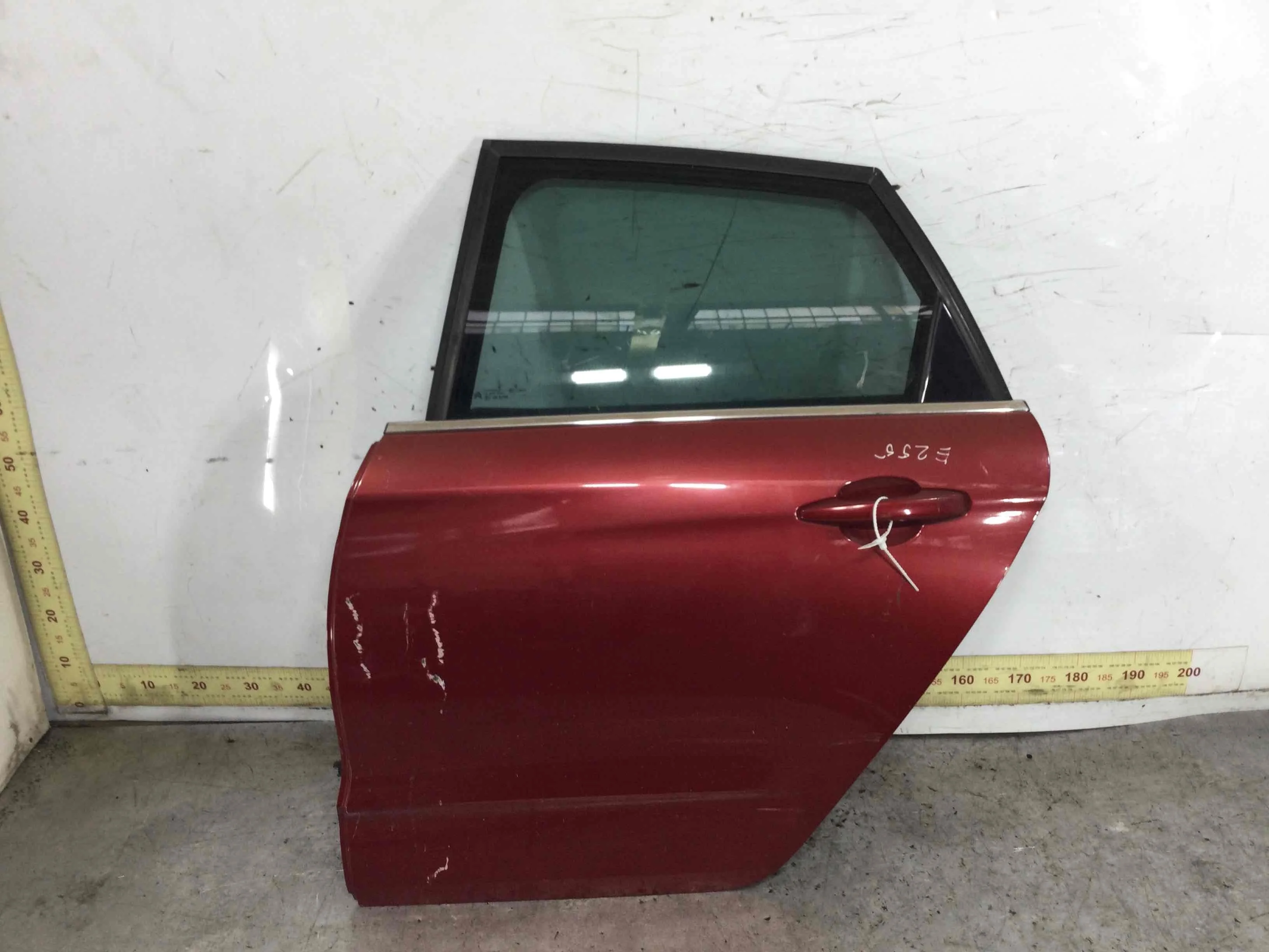 Дверь задняя левая Citroen C4 2 поколение 2011 - 2021 дизель 1.6 HDI Механика Минивэн