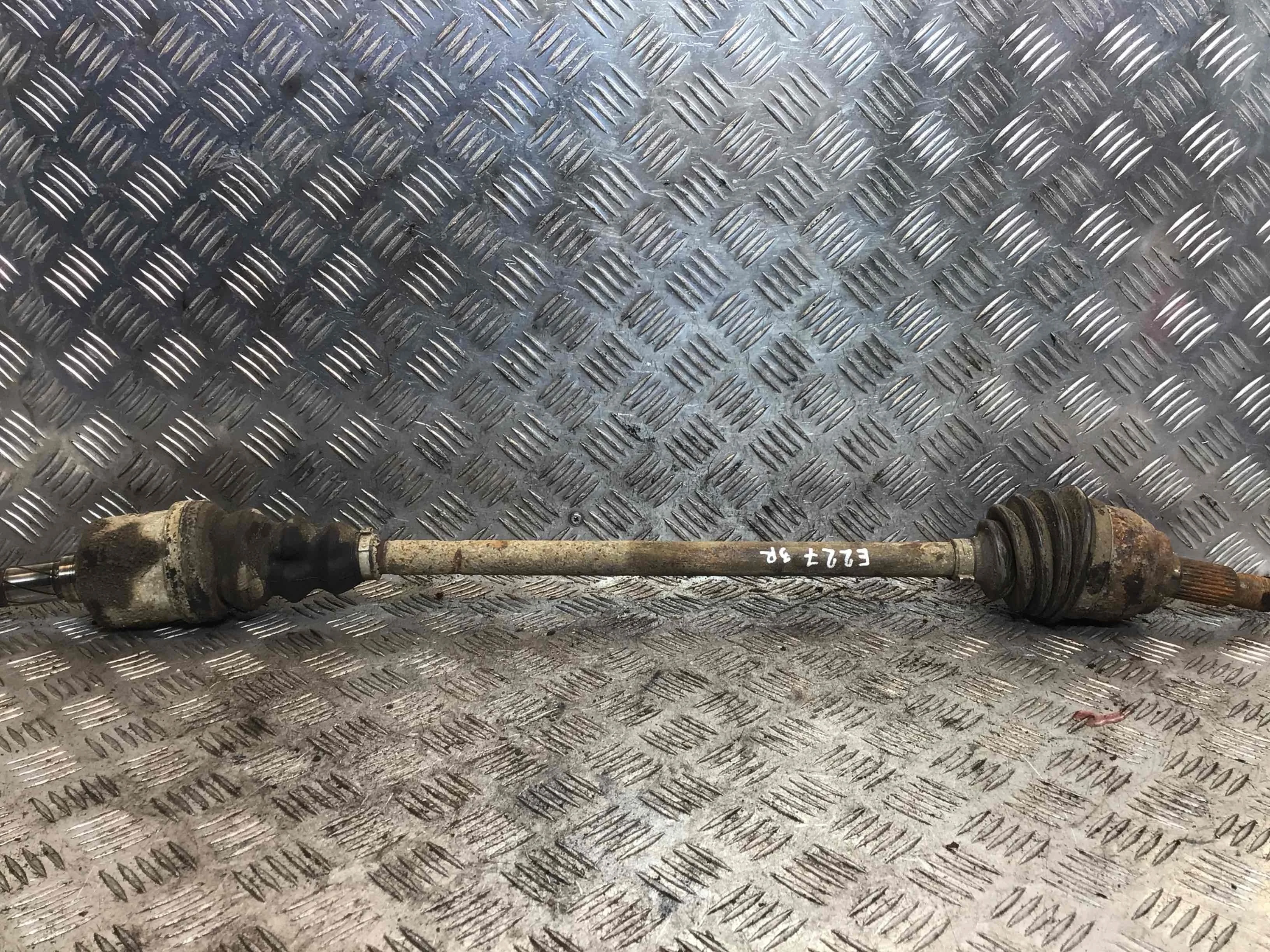 Полуось задняя (приводной вал, ШРУС) Land Rover Freelander 2 поколение (2006-2010) дизель 2.2 TD Механика Внедорожник