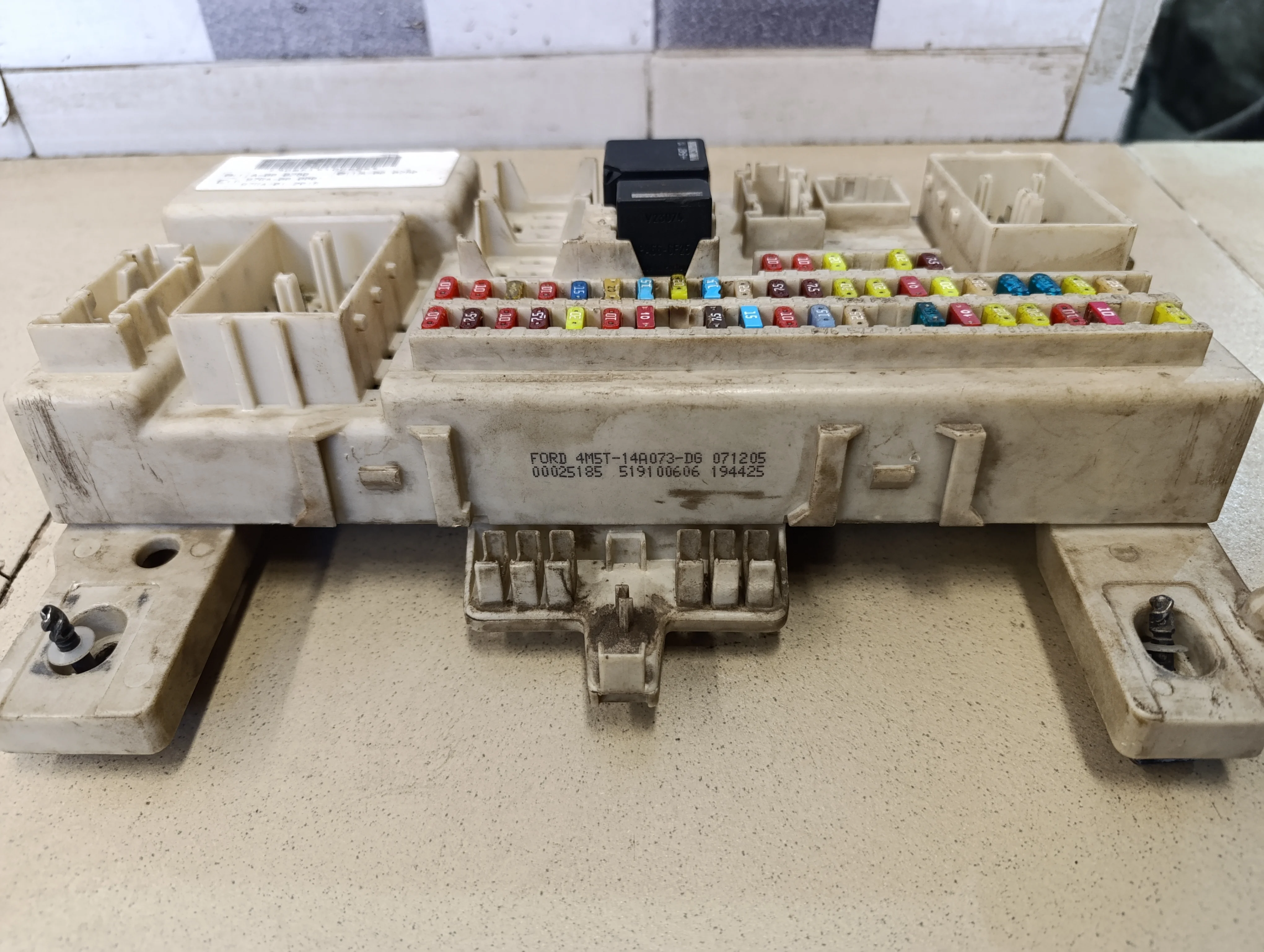 Блок предохранителей Focus II 2005-2008