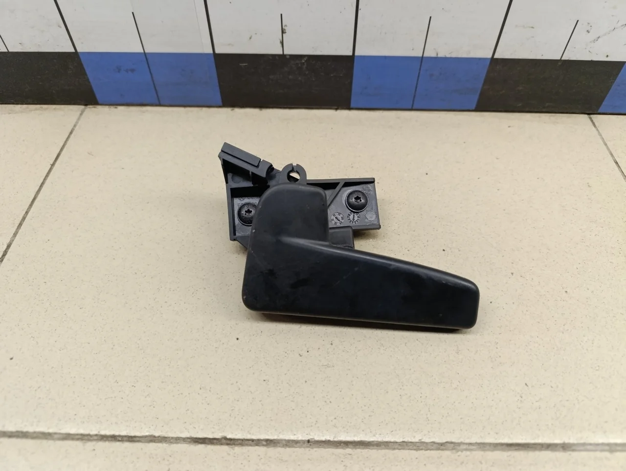 Ручка открывания капота Polo (Sed RUS) 2011>