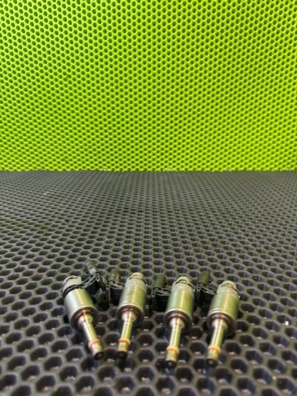 Форсунки комплект Audi A3 2015