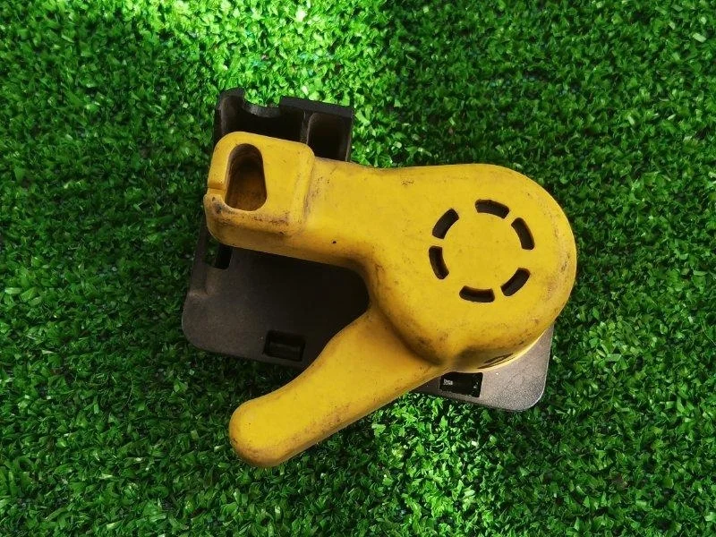 Ручка открывания капота ford Focus 3 2011-2019