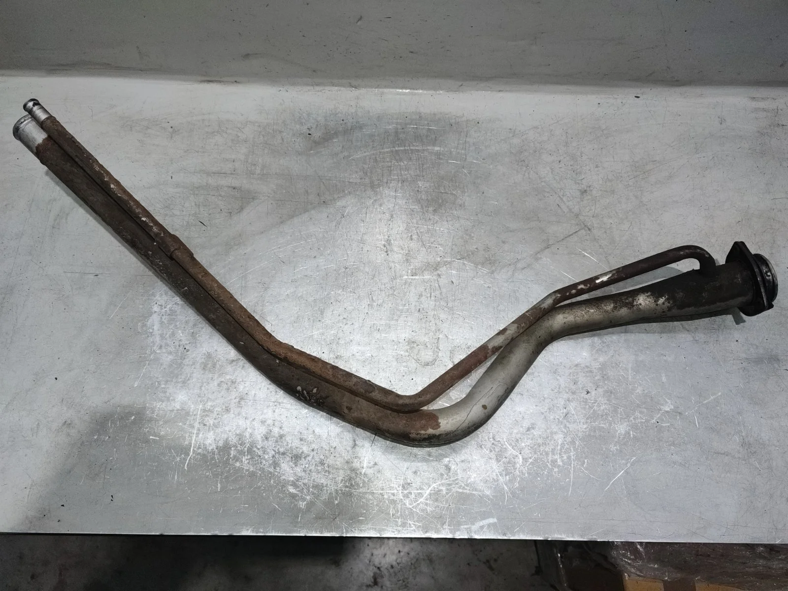 Горловина бака топливного SsangYong Rexton 2006 Y200