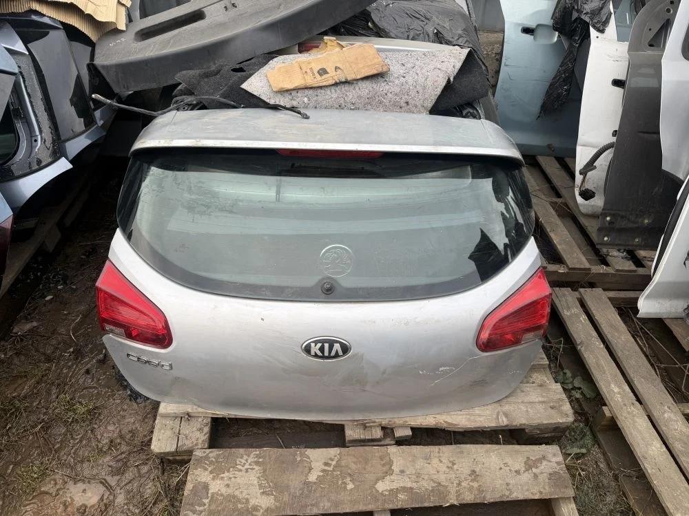 крышка багажника kia ceed 2 JD 5d