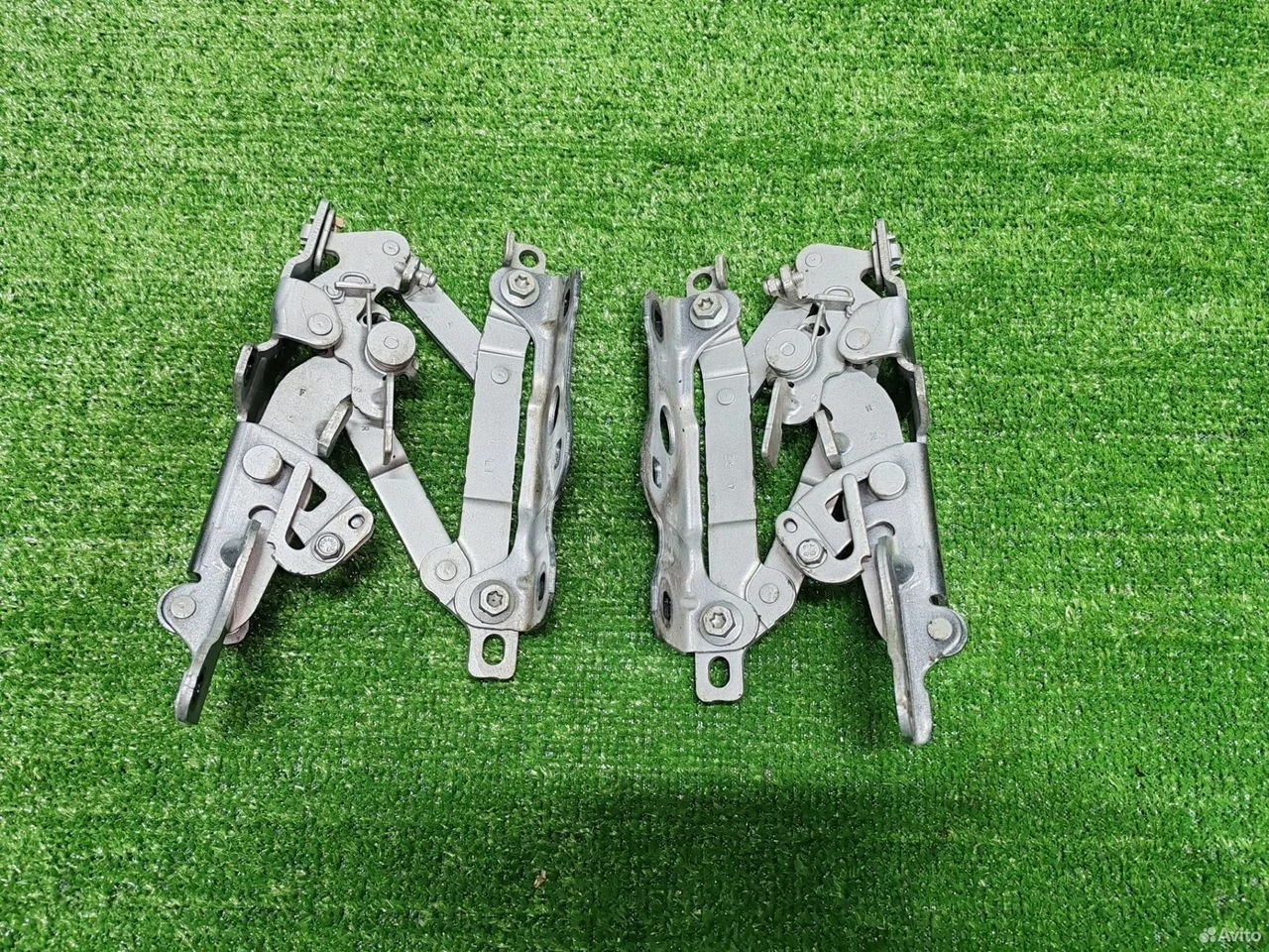 Петли капота mercedes maybach w222 x222 w217 ориг