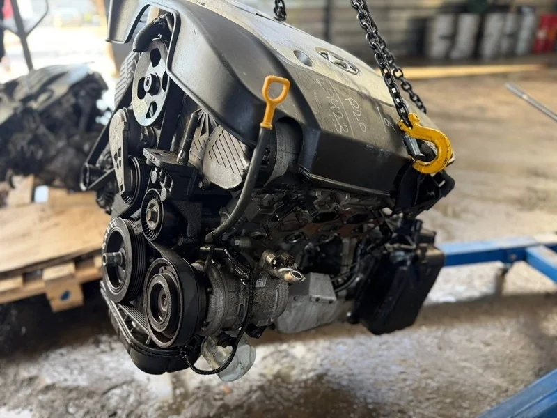 Двигатель Hyundai Santa Fe 2005 2110137E01 SM G6BA