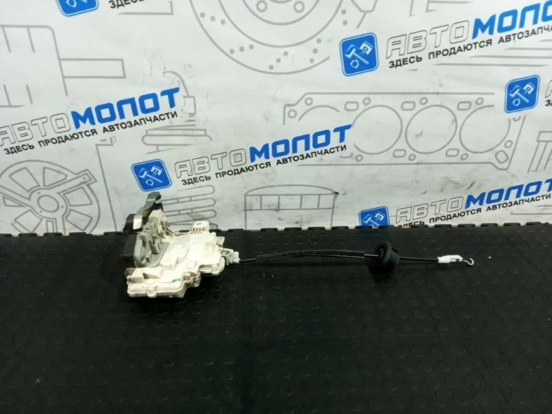 Замок двери задней левой Audi A4 8K0839015 B8 CDH, задний левый