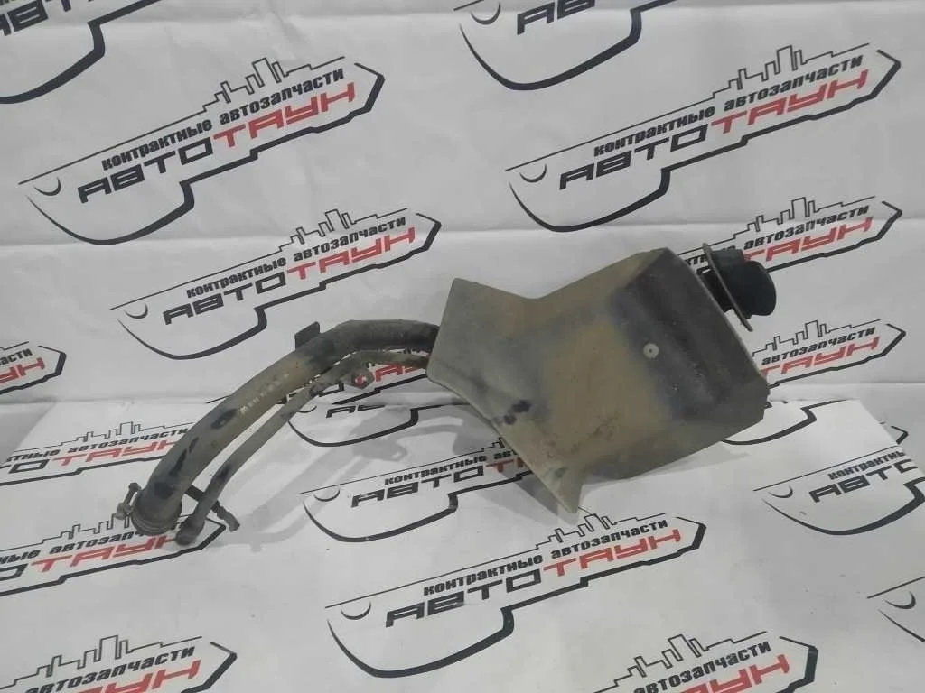 ГОРЛОВИНА ТОПЛИВНОГО БАКА MITSUBISHI 1710A416