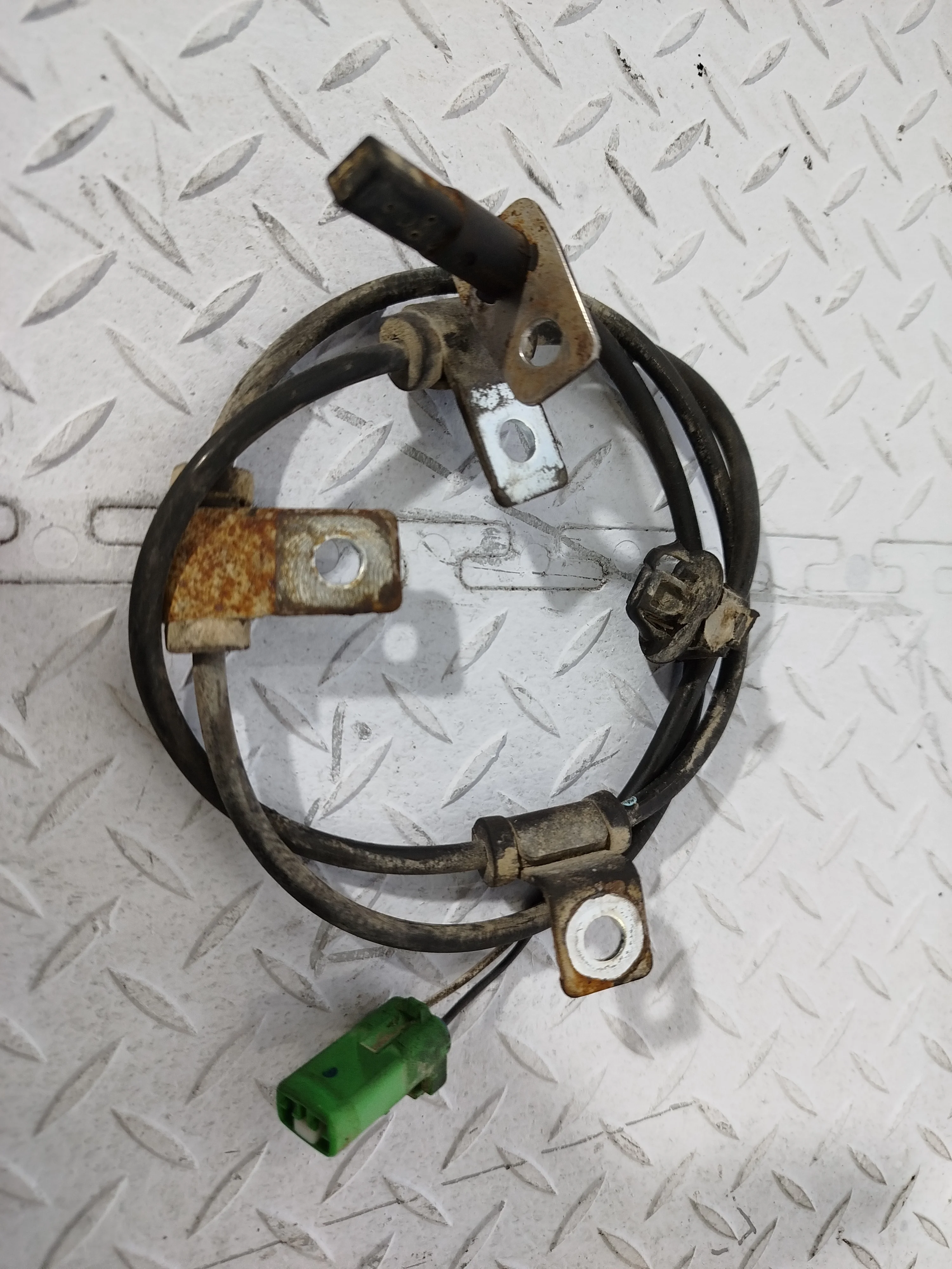 ДАТЧИК ABS SUZUKI 5632065J01 ЗАДНИЙ ЛЕВЫЙ