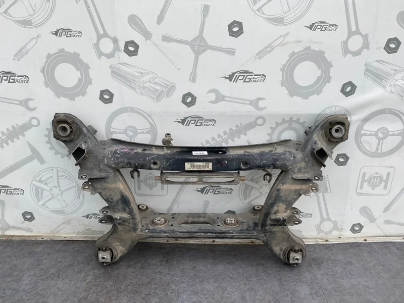 Подрамник задний Mercedes-benz CLS C218