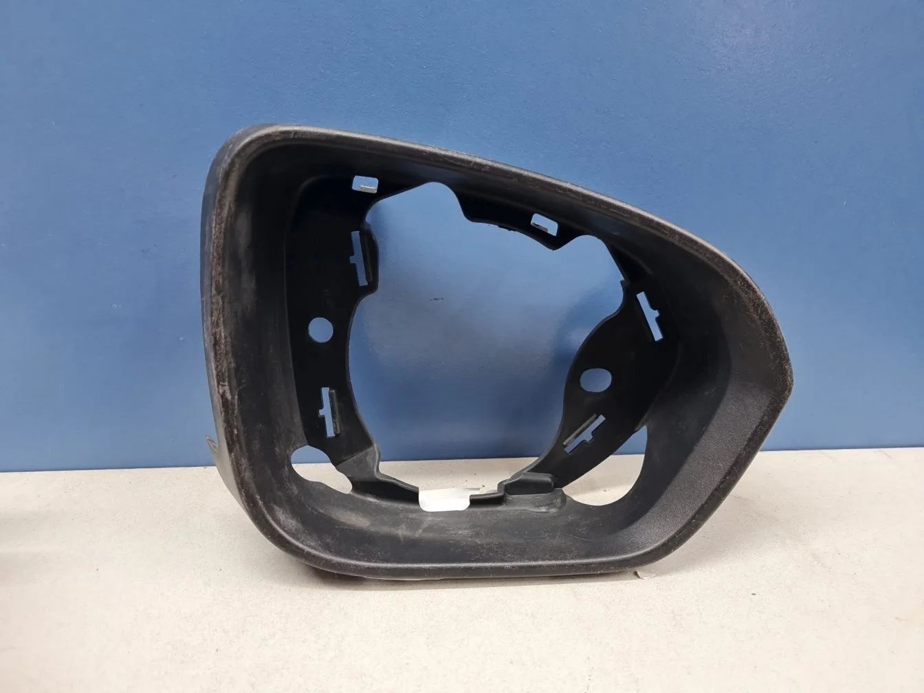 Рамка зеркала правого для Renault Arkana 2019-