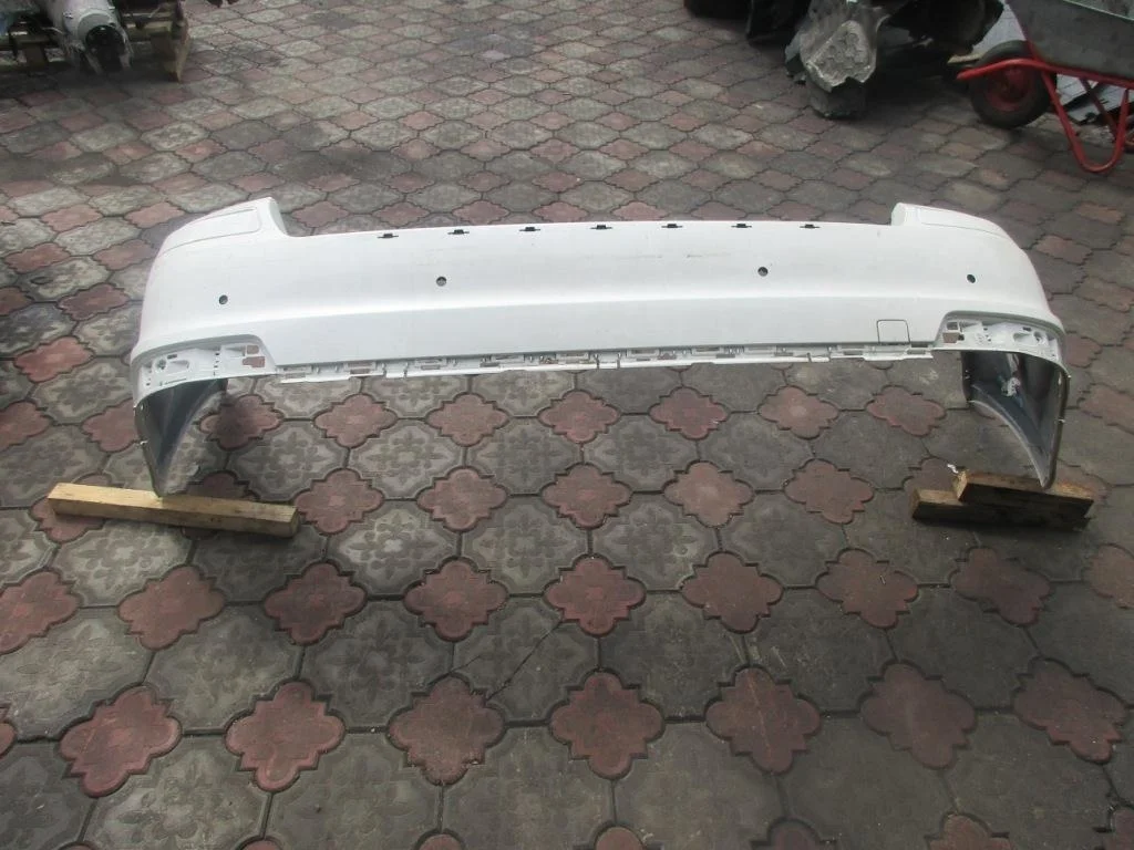 Бампер задний Mercedes-Benz