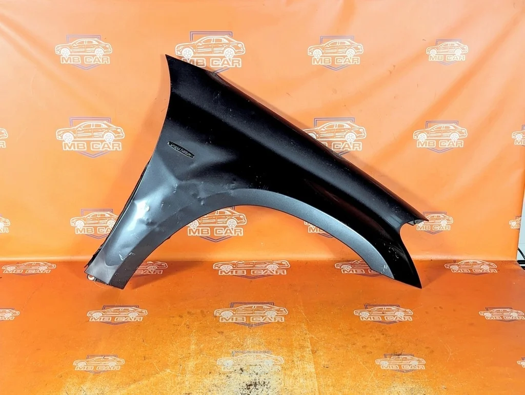 Крыло переднее правое Mercedes-Benz
