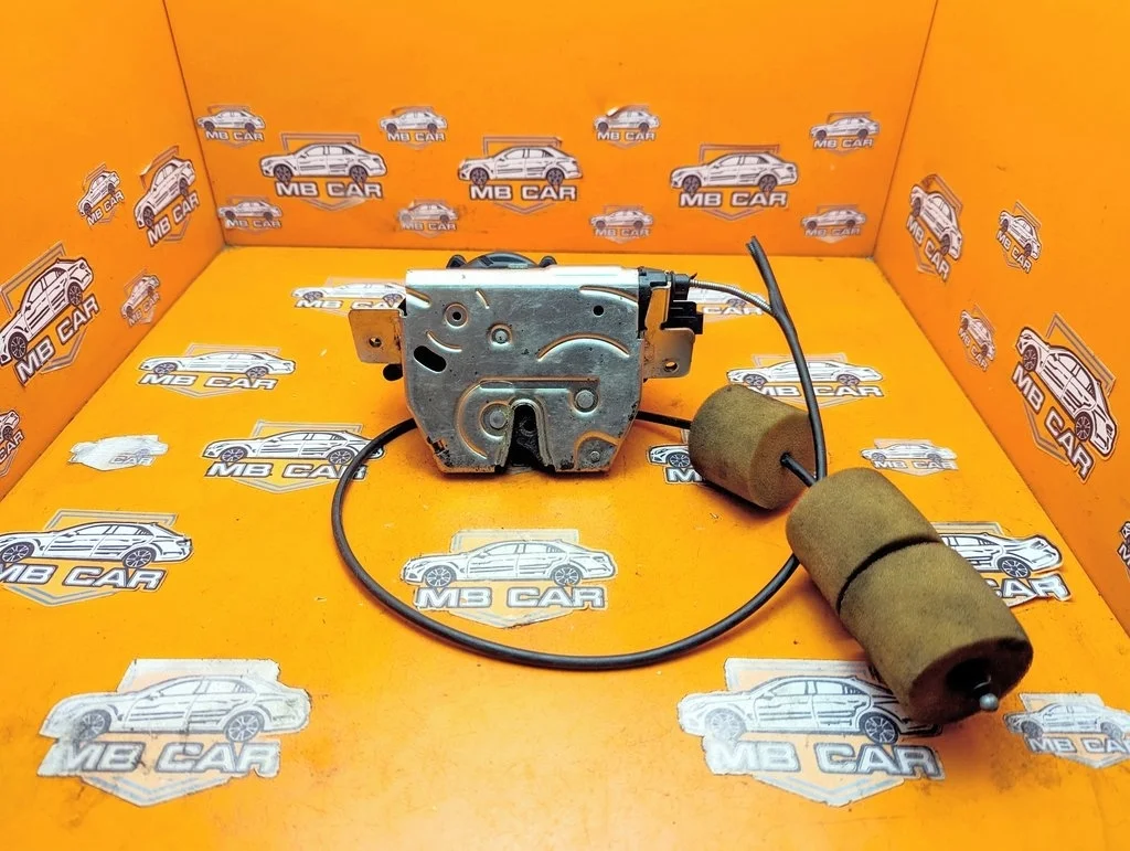 Замок багажника Mercedes-Benz