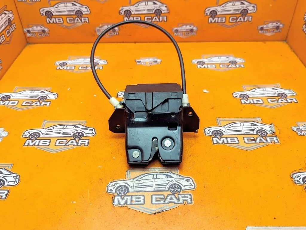 Замок багажника Mercedes-Benz