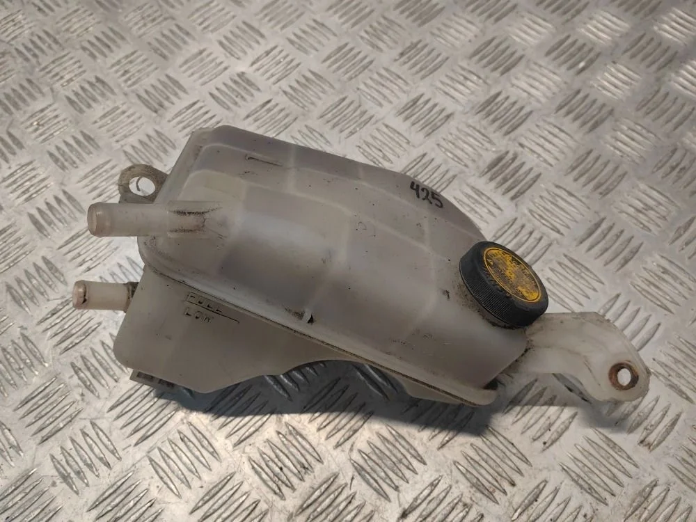 Бачок расширительный Toyota Corolla X