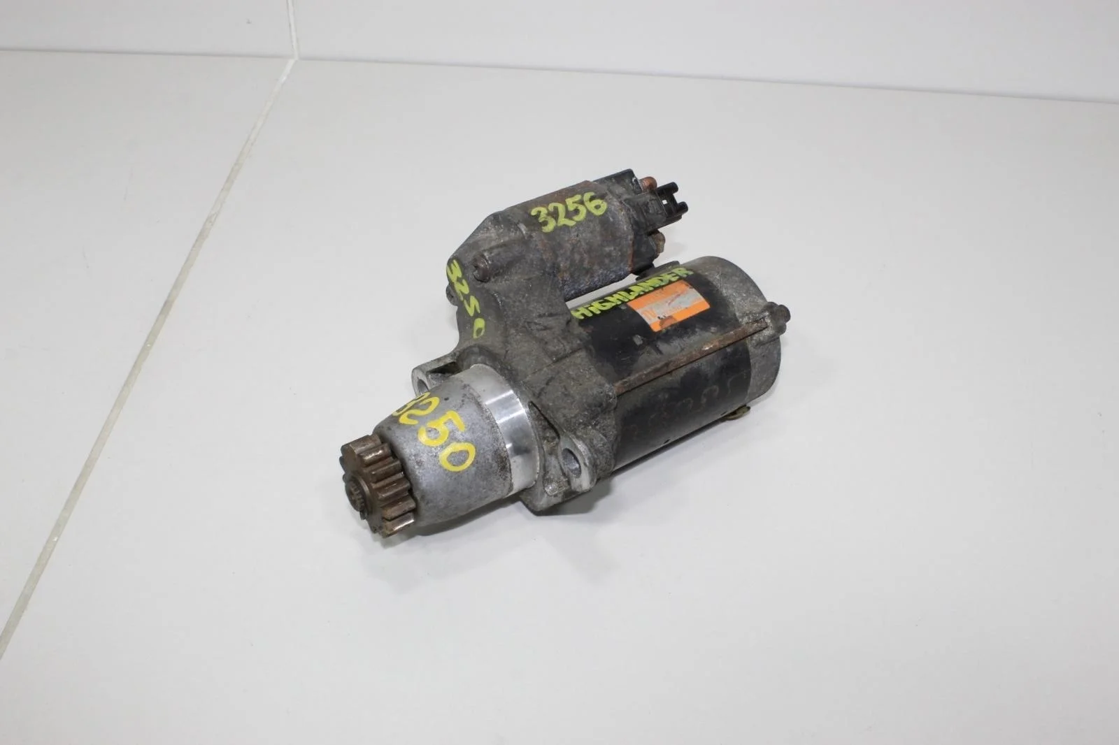 Стартер Toyota Highlander 2004 2810020020 MCU28 3.3