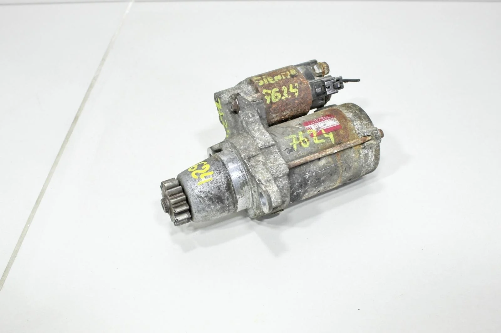 Стартер Toyota Sienna 2011 281000V012 GSL30