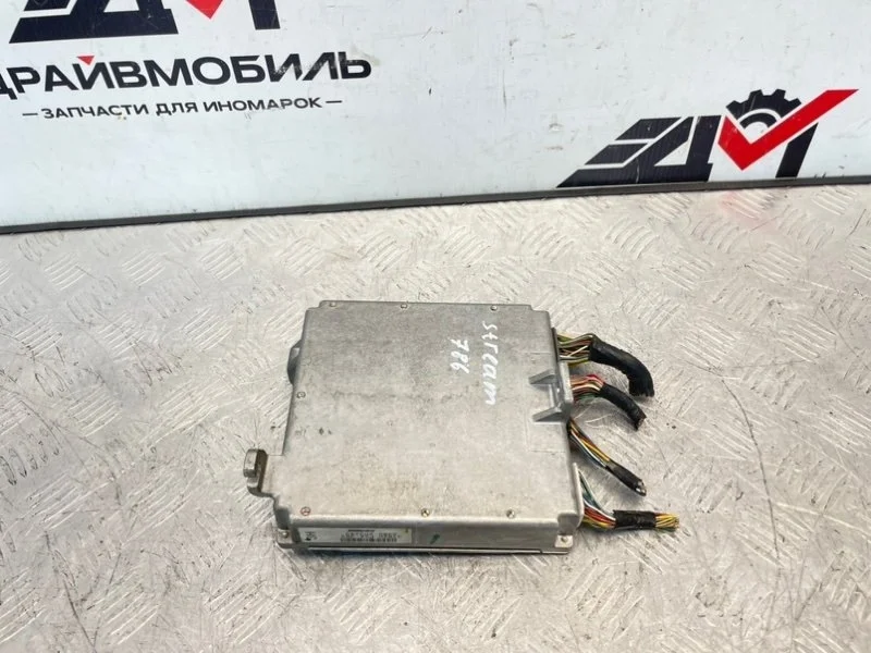 блок управления ДВС Honda Stream 2001 RN1 D17A
