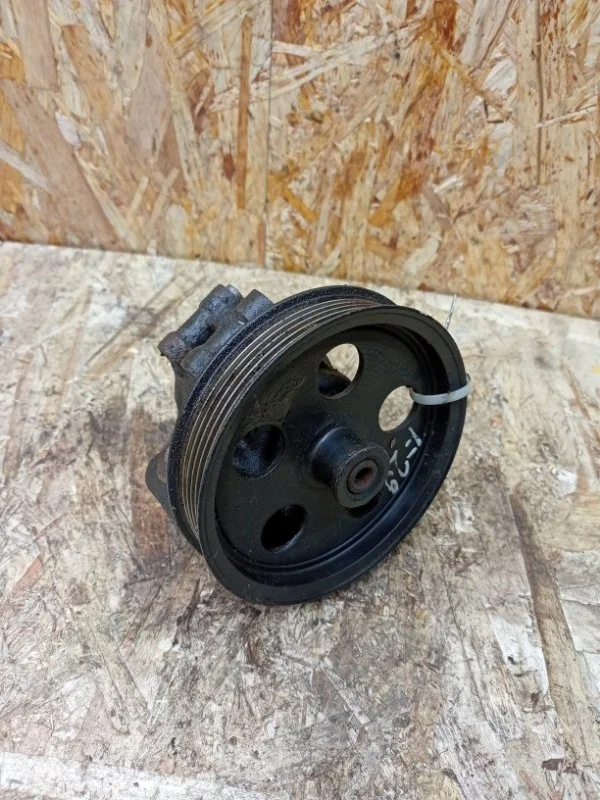 Насос гидроусилителя руля Ford Mondeo 2000-2007 3