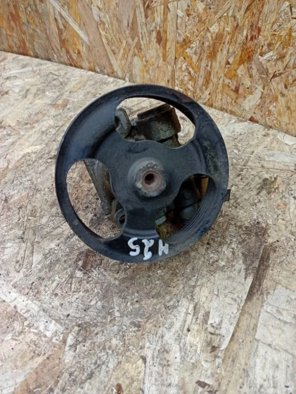 Насос гидроусилителя руля Mazda 3 2003-2009 BK