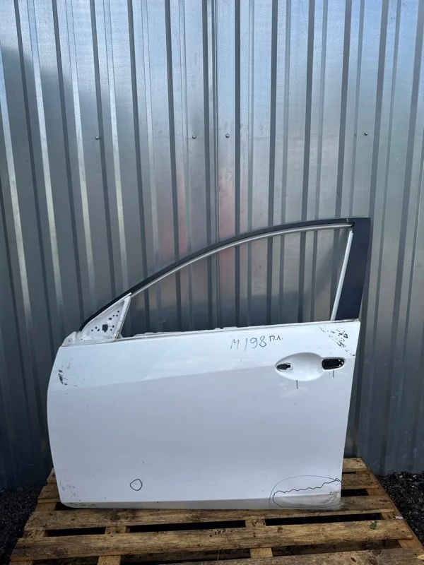 Дверь боковая Mazda 3 2009-2013 BL