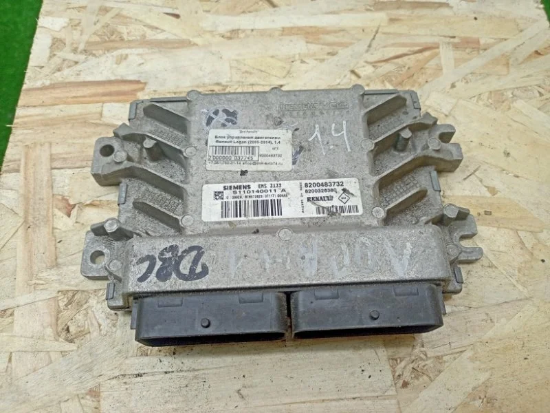 Блок управления двигателем Renault Logan 2008