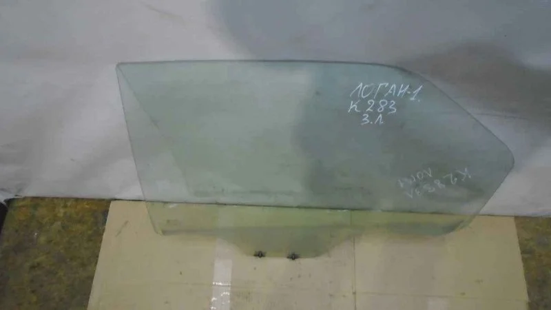 Стекло двери Renault Logan 2010