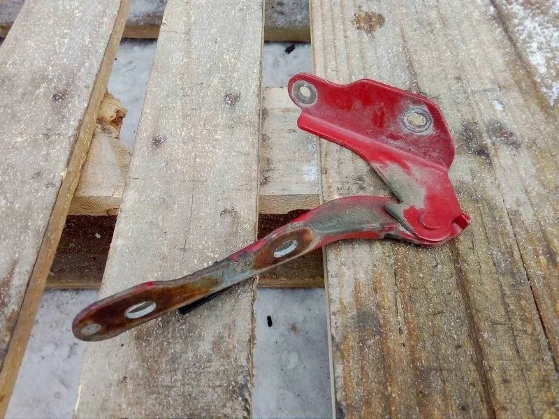 Петля капота Chevrolet Lanos 2004-2017