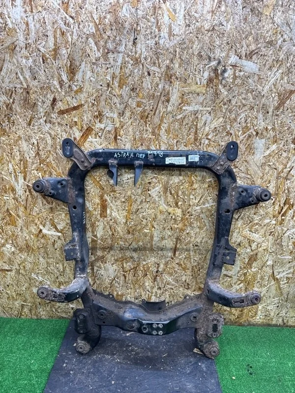 Балка подмоторная (подрамник) Opel Astra 2004-2015 H