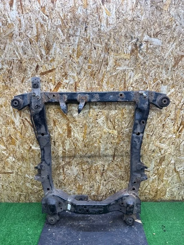 Балка подмоторная (подрамник) Opel Astra 2010-2018 J