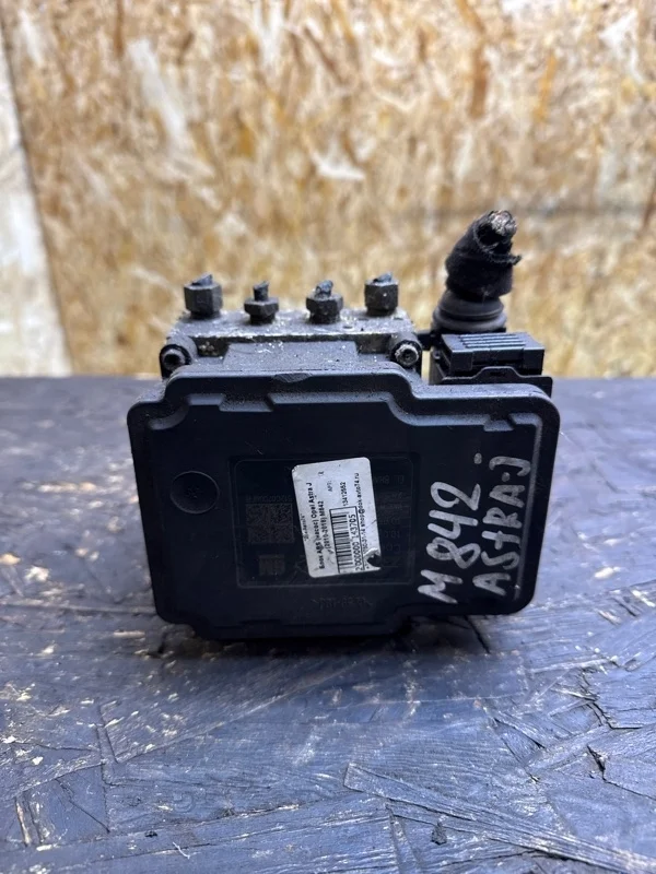 Блок abs (насос) Opel Astra 2010-2018 J